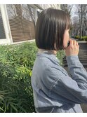 シンプルなコンパクトミニボブ◎オリーブアッシュ