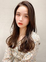 ラルユー 金山(LallYou)&nbsp;後れ毛が可愛い顔周りレイヤー/ナチュラルアッシュ/顔周り