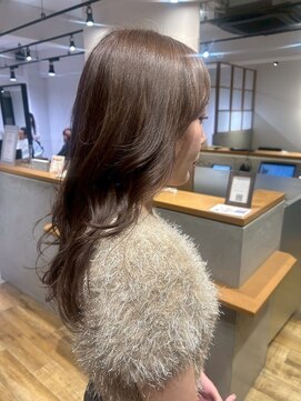 アカラ(acala) ハイグレージュ【20代/30代/イルミナカラー/縮毛矯正/髪質改善】