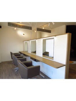 少人数サロンだから周りを気にせずリラックス◇ほっと一息くつろげる居心地の良い空間をご提供します。