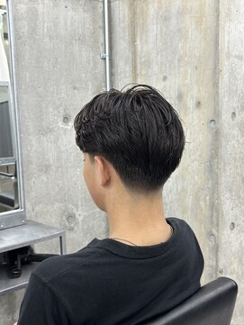 レイ(REI) テーパーフェードセンターパート