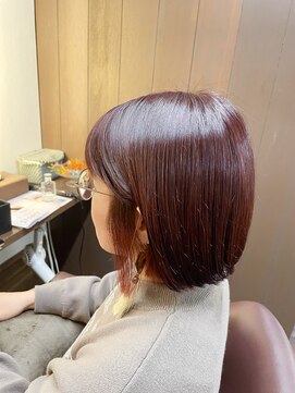 ミーツ meets+ 【冬におすすめ】ボルドーcolor×パツっとボブ