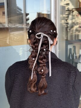 クラリス バイネオ 武蔵小杉(Claris by neo) ツインふわふわ編み下ろしヘア◯