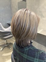 ユウシヘアー(Yushi Hair)&nbsp;白髪ぼかしショート