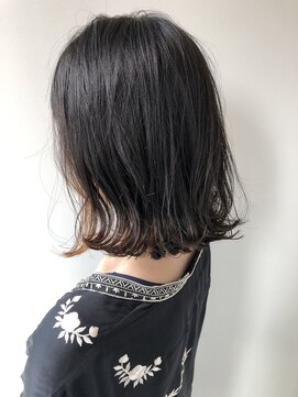 ミラバイグリーン(Mira by green) 【担当JUN 】インナーブリーチx切りっぱなしbob