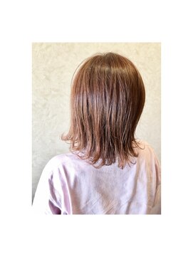 ラフィージュジャパン(RAFFIGE JAPAN) 外ハネミディ