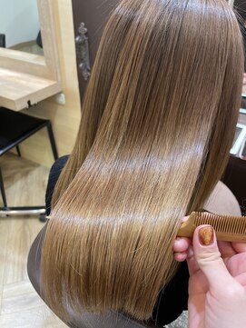 ミリュウ(Milieu) 酸熱トリートメントでハリと艶を