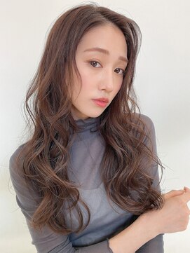 フェンテ(Fuente) 感度高め女子にぴったりセミウェットなふんわりカール♪