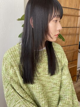 ケイリー(KAYLEE) 【KAYLEE STYLE】パツッとロング