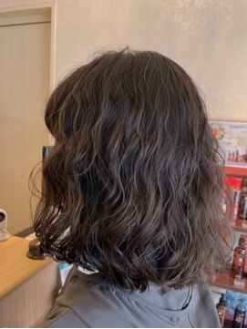リアナ ヘアーアトリエ(LIANA Hair Atelier) ウェービーボブ[白髪染め/白髪ぼかし/髪質改善/小顔カット]