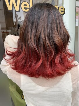 ラビス クローバー(Lovis clover) グラデ×チェリーレッド