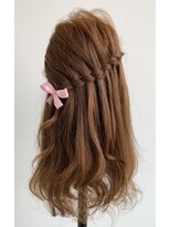 アヴソリューク(Absoluk)&nbsp;キッズ三つ編みアレンジ