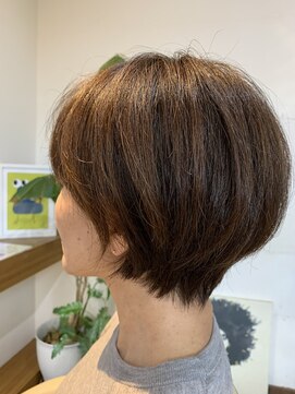 アフェット(hair make affetto) 綺麗めショート