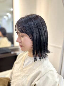 ルーウィン(LE WIN) 前下がりレイヤーイメチェン小顔美髪切りっぱなしボブ