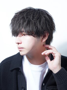 アルファ 新宿(alpha) サーフカール/ 刈り上げセンターパート/ブルーブラック[新宿駅]