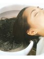 トータルヘアサロンカマダ&nbsp;カラーはオゾン水で流します。残留物を全て取り除いてくれます。