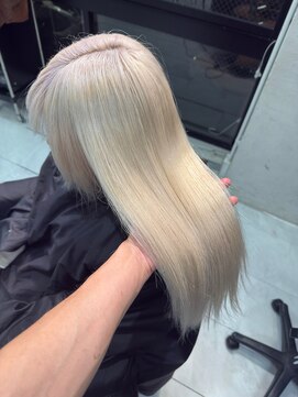 テテ(TETE) 【TETE】エデン ホワイトヘア 心斎橋×長堀橋