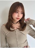 ぱっつん前髪/顔まわりレイヤー/顔まわりレイヤー/艶髪
