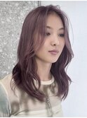 顔周りレイヤーくびれミディアムレイヤーカットピンクベージュ