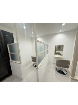 【三郷中央×髪質改善×最新トレンド】全席仕切り有☆視線が気にならず髪のお悩みを相談しやすい♪