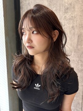 レイヤーカット×チョコレートブラウン