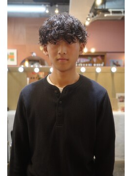 エディ(Edy) メンズマッシュ波巻きスパイラルパーマケアパーマ眉毛カット岡山