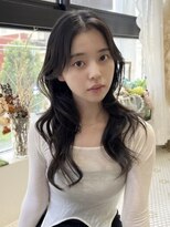 ハチ(HACHI)&nbsp;顔まわりレイヤーで巻いても可愛く