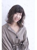 波ウェーブ風フェミニンカール
