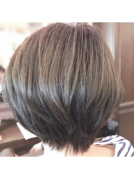 シェリー(Cherie) ショート　レイヤー　ショートボブ [Cherie 藤沢]