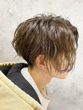 ヘアガーデン オフ(hair garden off) 前下がりゆるめスパイラルパーマ