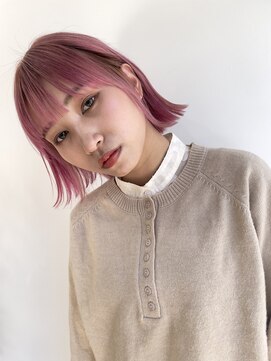 ピープスアンドスー 表参道 渋谷(Peeps&Suu.) ケアブリーチ1回ホワイトピンク