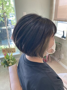 ワルツ(Waltz) インナーカラーボブ