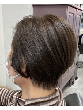 フリーズ 伊丹店(Freez) 60代70代ショート