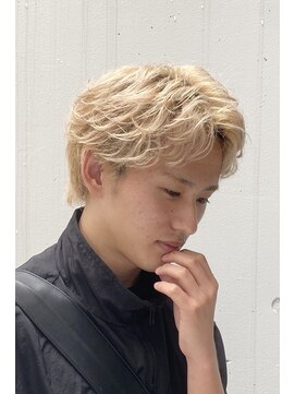 スティミュラス(Stimulus) アップバングショート