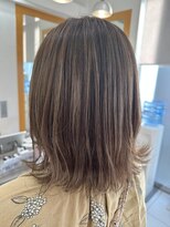 ユニ バイ マグ 長野店(Uni.by Mag)&nbsp;白髪が目立たないハイライトベージュ【白髪染め】