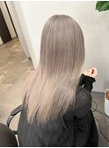 ライトグレージュ ミディアムロング