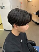 プルーブトウキョウ 渋谷(PROVE TOKYO) メンズセンターパート ツーブロック ニュアンスパーマ