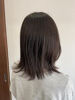 アリー(Ari-) 外ハネクビレスタイル