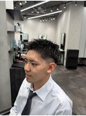テーパーフェードスパイキーショート