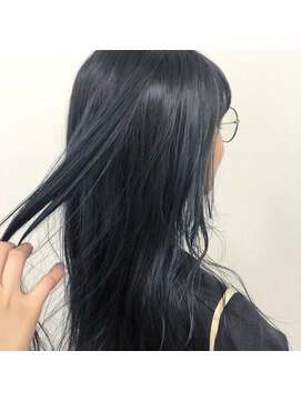 キー(kii) ネイビー × ブルー 寒色 福岡 天神 今泉 薬院