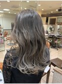 グレージュハイライトバレイヤージュ