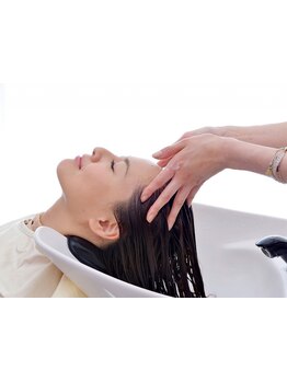 【忙しい毎日に癒しのひとときを‥】スパの為に通うお客様多数♪頭皮の悩みや気分に合わせた施術でRelax★