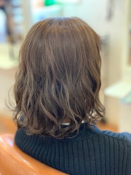 コミュニヘア(communi Hair) 大人ナチュラルフォギーベージュ♪