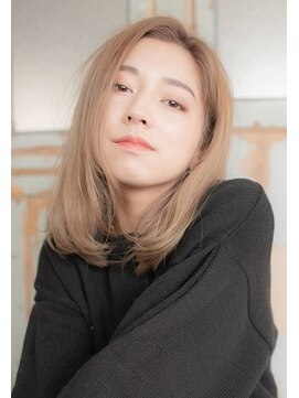 フェティッシュ(fetish) アッシュベージュ