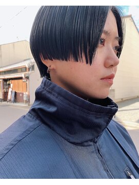 ラムネ ぷつっとハンサムショート。