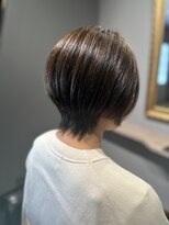 ボルン(BOLEN)&nbsp;襟足長めショートボブ