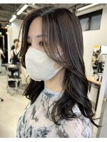 キラ 渋谷(KILLA)&nbsp;コントラストハイライト/レイヤーカット/白髪ぼかし/前髪表参道