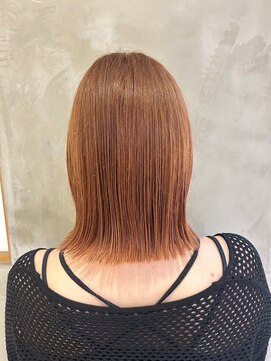 アカラ(acala) アーバンオレンジ【20代/イルミナカラー/縮毛矯正/髪質改善】