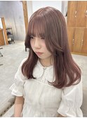 ピンクベージュ