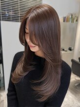 ジルバイジゼル(JILL by GiseL) ロング レイヤーカット 顔周り ベージュブラウン 前髪 10代20代